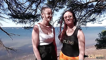 Arianna gets fucked by a naughty girl in a FFH threesome